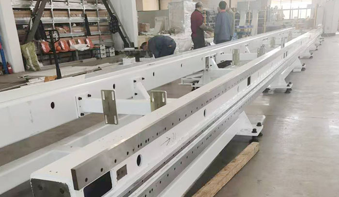 品湛桁架机械手